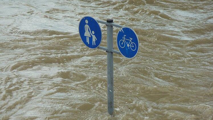 Hochwasser gehört mit zu den Katastrophen, bei denen Hilfe dringend gebraucht wird.