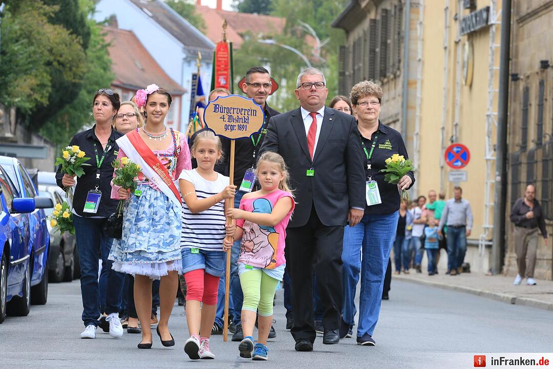 Sandkerwa 2015 - Kerwasbaum-Aufstellen