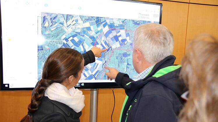 Eindrücke vom Info-Markt in Oberthulba. Foto: Ralf Ruppert