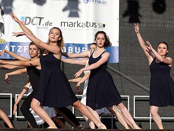 Modern Dance von der Ballettschule Karen Spreitzer-Breyer Foto: Timo Geldner