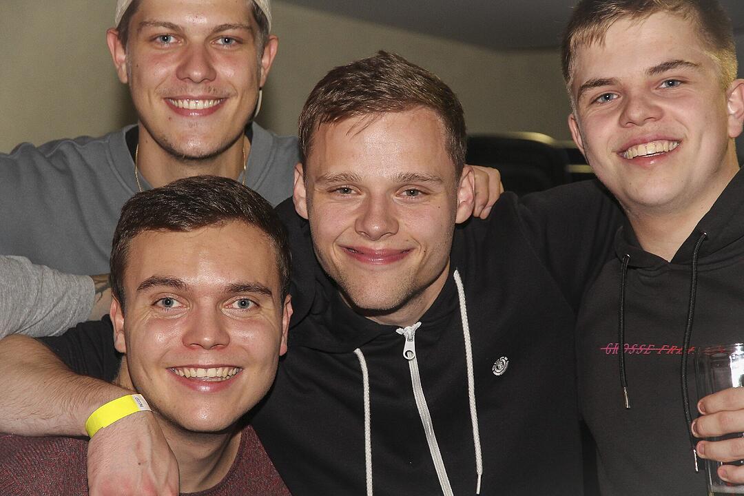 Party und Tanz in der Dreifachhalle