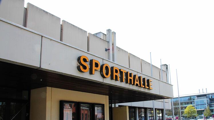 Die alte Dreifachsporthalle am Anger sollte nach Ansicht des Sportverbandes so lange wie möglich weiter betrieben werden. Foto: Jochen Berger