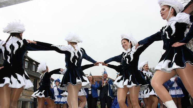 Die Garde des TVEMaria L&ouml;ffler