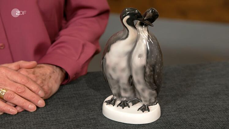 Ebenfalls verkauft wurden die Porzellan-Pinguine von Goebel Wilhelmsfeld.