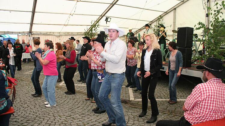 Line Dance zur Country Music