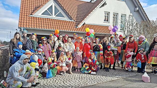 Kirchaicher Kita feiert Fasching.
