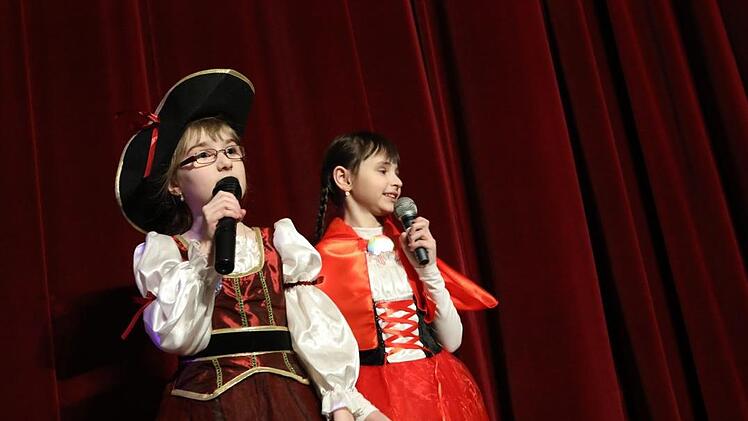 Impressionen vom Kulmbacher Kinderfasching in der Stadthalle Barbara Herbst