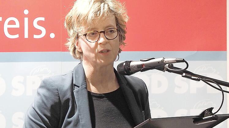 Die Landesvorsitzende der bayerischen SPD, Natascha Kohnen, sprach sich bei der Kreiskonferenz der Landkreis-SPD für einen starken und partnerschaftlichen Sozialstaat aus.