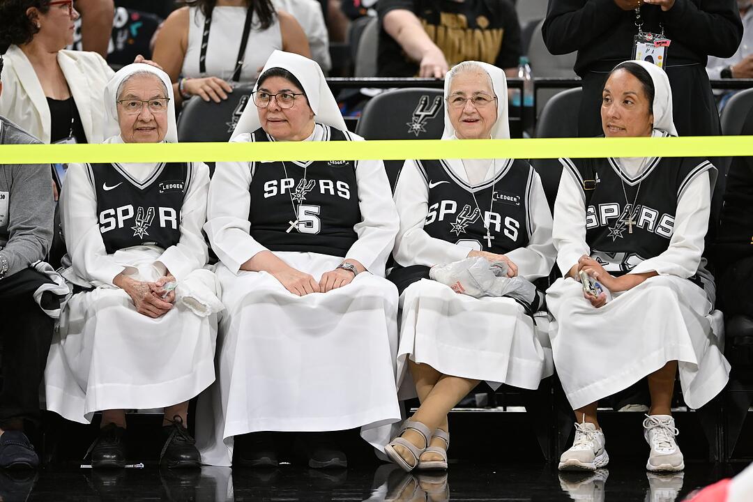 San Antonio Spurs - Oklahoma City Thunder