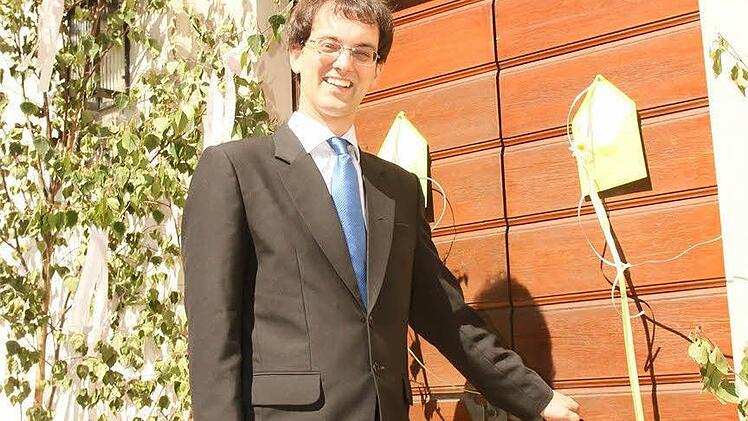 Jetzt ist die Tür zur Kirche zu. Pfarrer Daniel Graf ist aber auch in Zukunft jederzeit in Bimbach und Brünnau willkommen. Fotos: Alfred Molitor