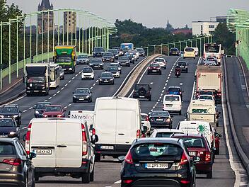 Im Straßenverkehr liegen die Nerven manchmal blank.