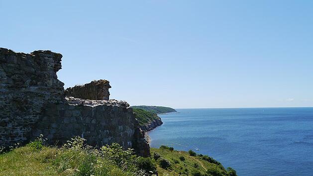 Die Insel Bornholm bietet dir atemberaubende Aussichten.