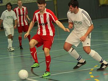 Louis Wlacil (Zweiter von rechts) und der 1. FC Haßfurt haben sich zwar für die Kreismeisterschafts-Endrunde qualifiziert, nehmen aus Termingründen aber nicht teil.