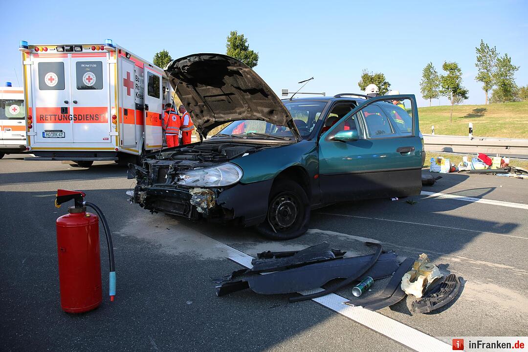 Drei Verletzte nach Unfall auf der A9 bei Leupoldsgruen