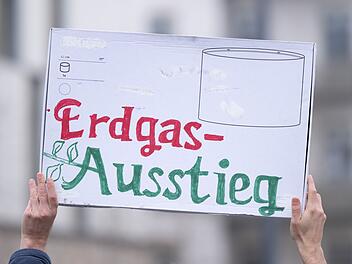 Klima-Aktivisten demonstrieren in Dresden