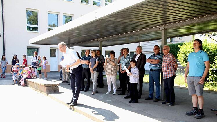 Am Erweiterungsbau der Carl-Platz-Schule wurde Richtfest gefeiert.  Foto: Richard Sänger