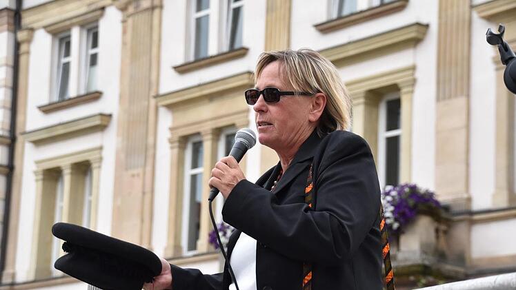 "Die Gemeinde Wunsiedel hat überschüssige grüne Energie", erzählte die stellvertretende Bezirkstagsvizepräsidentin Dagmar Keis-Lechner.Uschi Prawitz