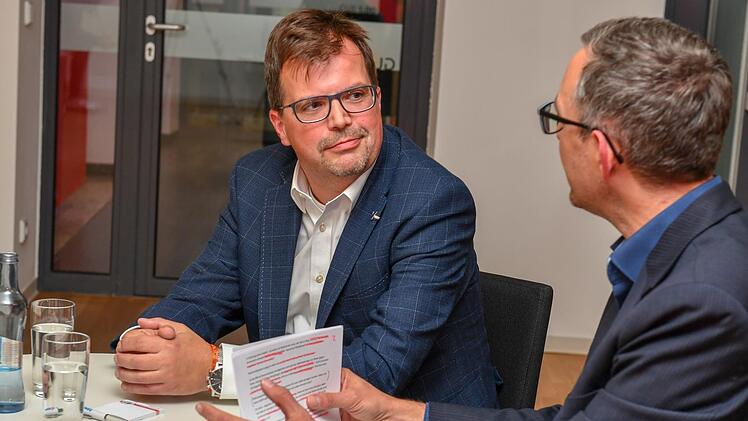 CSU-Kandidat Christian Lange (links)  im FT-Gespräch mit Michael Memmel. Foto: Ronald Rinklef