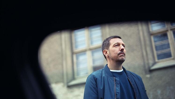 Thilo Mischke ist unterwegs durch die USA. Seine Reiseroute f&uuml;hrt ihn von New York &uuml;ber Washington D.C., Los Angeles, Greenville in South Carolina und Memphis nach Florida.