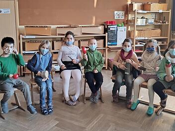 Über Schlag- und Rhythmus-Instrumente freuen sich die Kinder der Rupprechtschule.