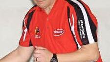 Frank Seiz vom TTC Au blieb beim 8:8 gegen den TSV Teuschnitz in seinen zwei Einzeln sowie in den beiden Doppeln (mit Frank Feick) ungeschlagen. Foto: Hans Franz