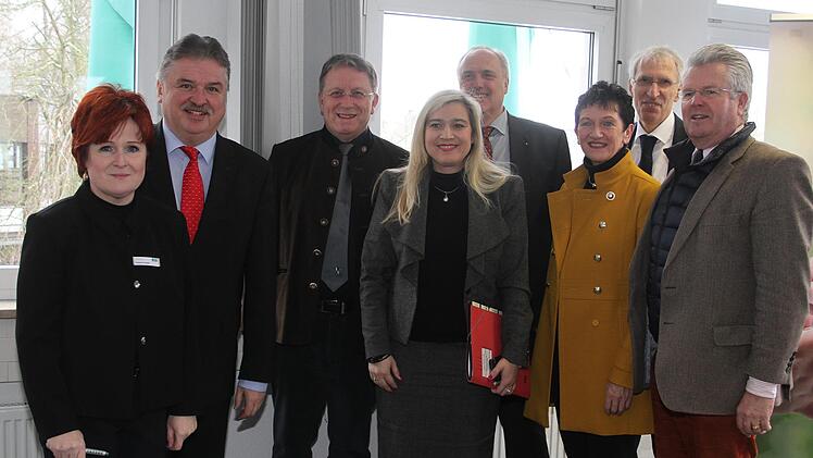 Großer Bahnhof für Staatsministerin  Melanie Huml Foto: Sonny Adam