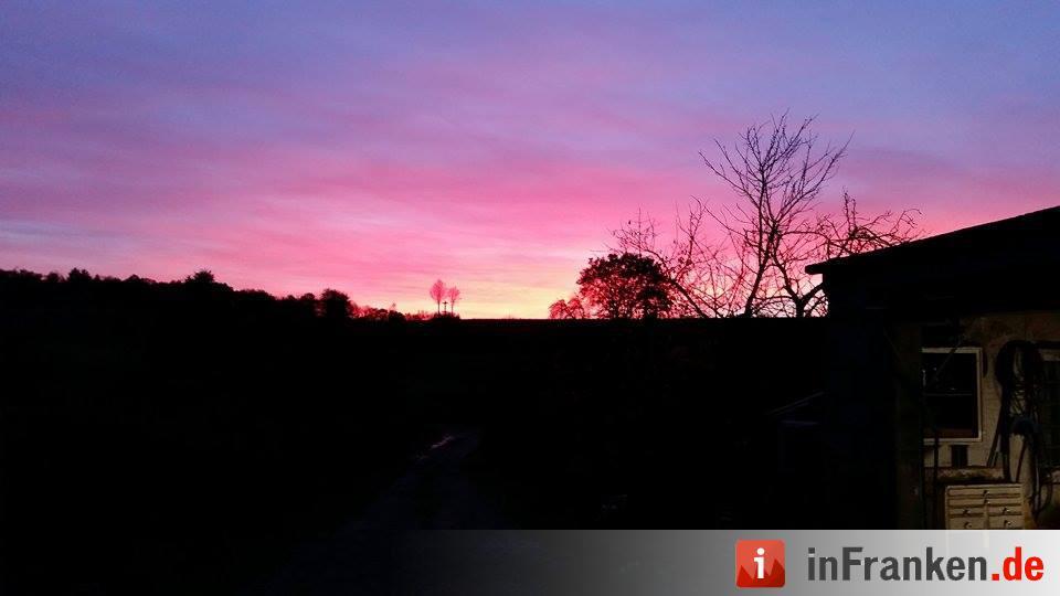 Abendrot vom 8.11.2015 - Die Bilder unserer Leser