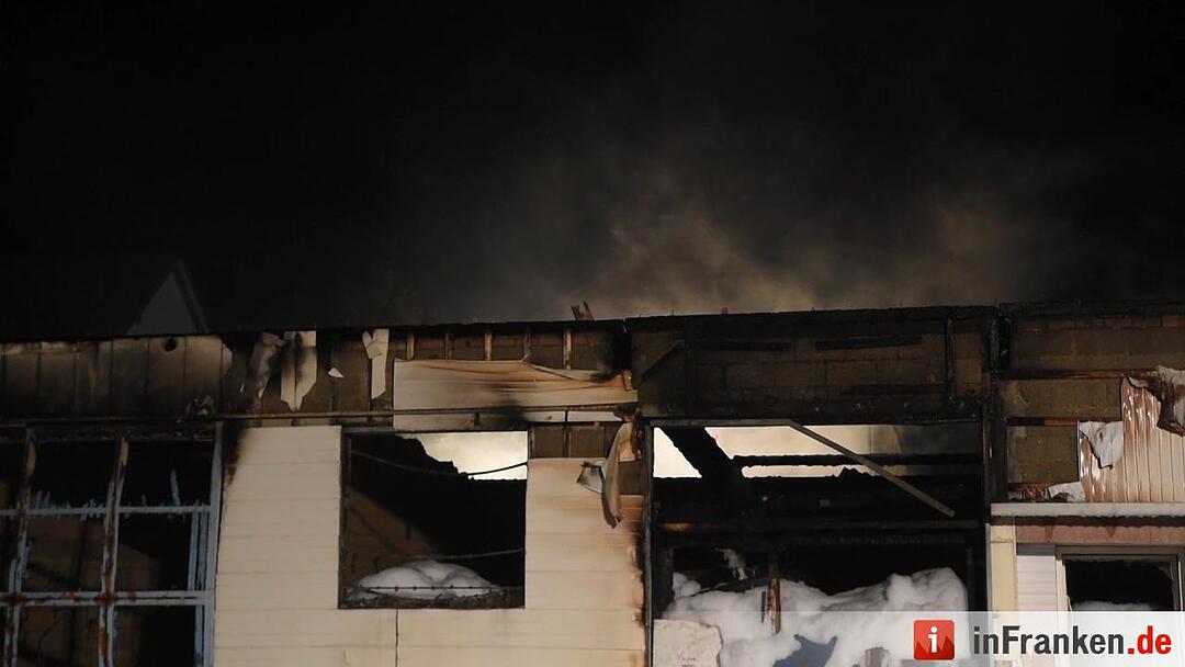 Katastrophenfall nach Wohnhausbrand ausgerufen - 20 Verletzte