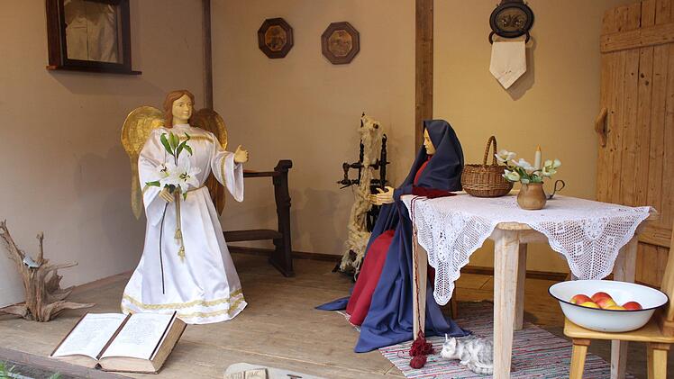 Engel Gabriel begegnet Maria in Schl&uuml;sselfeld.Foto: Evi Seeger