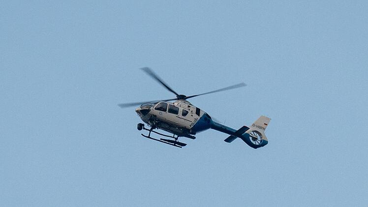 &Uuml;bungsflug in Oberfranken - Nutzer melden Polizeihubschrauber &uuml;ber dem Kreis Bamberg