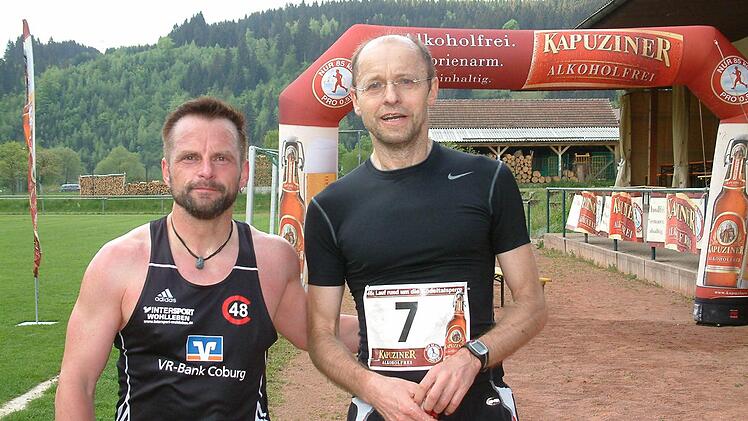 Alexander Finsel (links) setzte sich auf der Langstrecke vor Ulrich Queck durch. Foto: Hans Franz