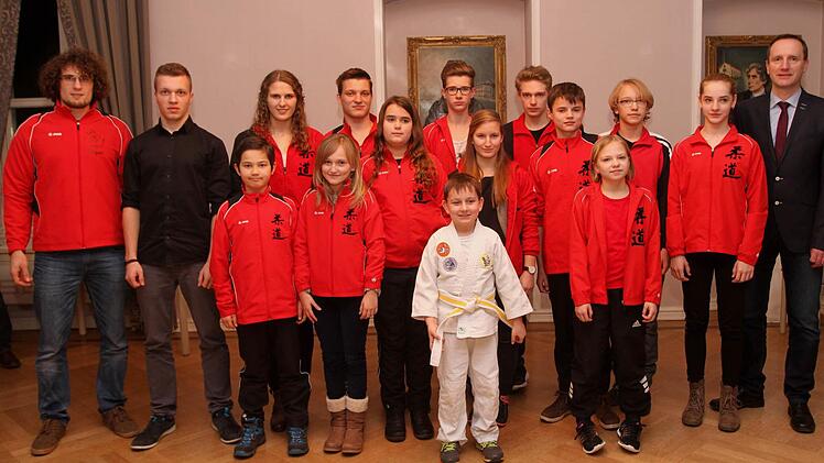 Sie erzielten zahlreiche Erfolge als Einzelsportler in ihren Sportarten.