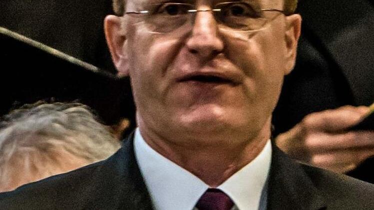 Der Coburger Bachchor und das Main-Barockorchester Frankfurt beeindruckten mit der Erstaufführung von Telemanns Matthäus-Passion in der Morizkirche. Als Evangelist zog Hermann Oswald die Zuhörer in Bann.Foto: Jochen Berger