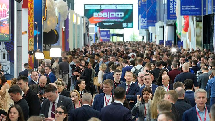 Internationales Wirtschaftsforum in St. Petersburg (SPIEF)