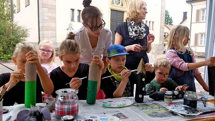 Gebastelt wurde auch beim Apfelfest  Foto: Gerd Schaar