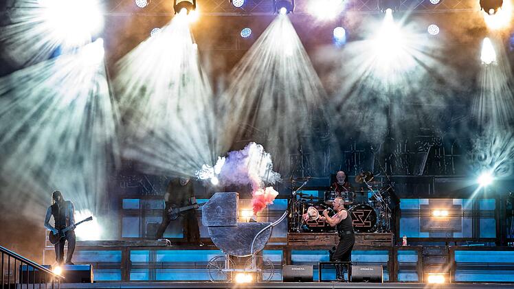 Rammstein: Bekannte Tribute-Band "Stahlzeit" will Konzert nicht absagen - "Unschuldsvermutung wahren"