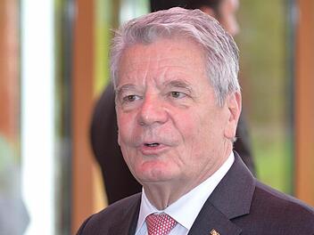 Bundespräsident Joachim Gauck sieht gute Entwicklung für den Landkreis Kronach. Foto: Ronald Rinklef