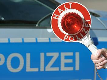 Polizeikontrolle (Symbolbild)