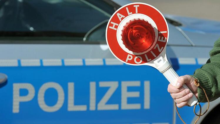 Polizeikontrolle (Symbolbild)