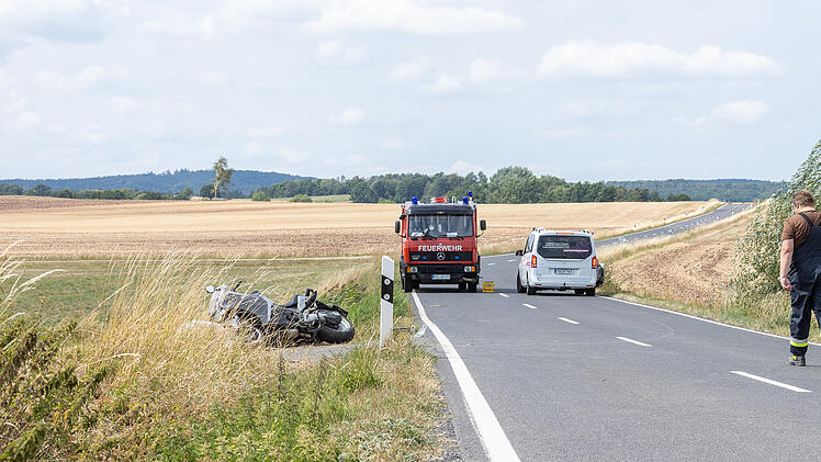 63-Jähriger stirbt bei schwerem Motorradunfall