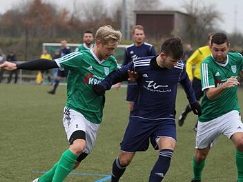Der FC Sand gegen VfL Frohnlach. Fotos: Günther Geiling