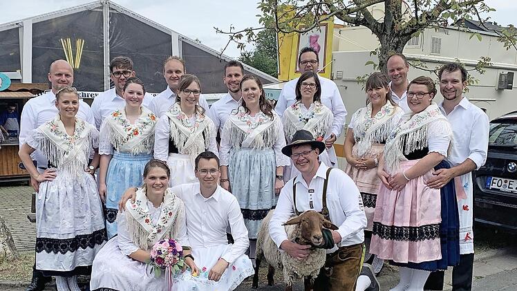 Die Teilnehmer des Betzenaustanzens Foto: privat