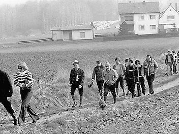 Bis zu 4000 Besucher kamen manchmal zu den IVV-Volkswandertagen nach Strössendorf und begaben sich vom einstigen Sportplatz an der Zeublitzer Straße auf die unterschiedlichen Strecken.