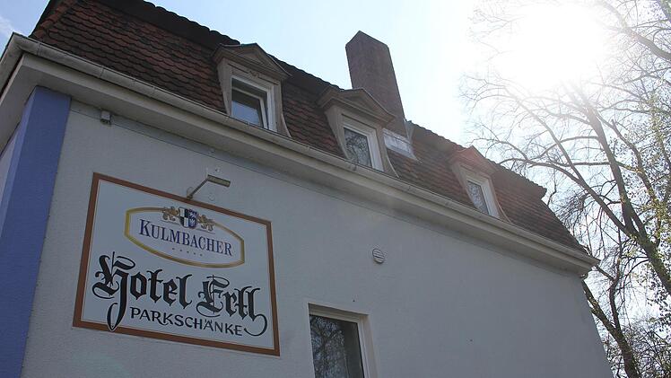 Am Wochenende hat Stephan Ertl das Corona-Rahmenkonzept für die Gastronomie bekommen, doch klare Regelungen für Hotels stehen noch aus. Foto: Sonny Adam