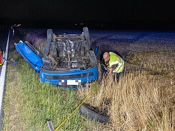 Gro&szlig;garnstadt: Autofahrerin lebensgef&auml;hrlich verletzt