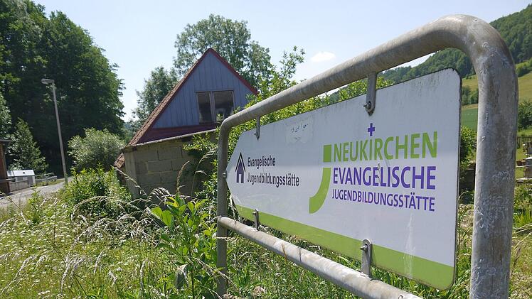 Auf einem guten Weg:  Bis die Landessynode  Ende November über den Standort der einzigen  evangelischen Jugendbildungsstätte  in Bayern entscheidet,  müssen die Partner der Bildungsregion Coburg  aber noch eine satte Lücke bei der Finanzierung decken.Berthold Köhler