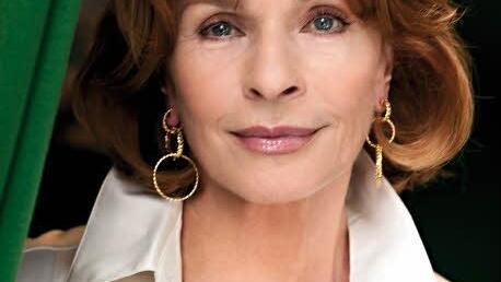 Senta Berger liest zu klassischer Musik Foto: Paul Schirnhofer