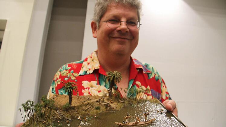 Noch ein Meister: Die Zinnfiguren, die Erik Trauner aus Wien bemalt, sind zum Teil nur 25 Millimeter groß - hier eine Szene am Nil.  Foto: Sonja Adam