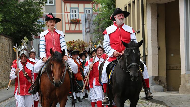 Die Stadtknechte kommen.  Thomas Malz