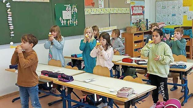 Spielerisch lernen die Sch&uuml;ler der Grundschule Thurnau, wie man gesund leben kann.